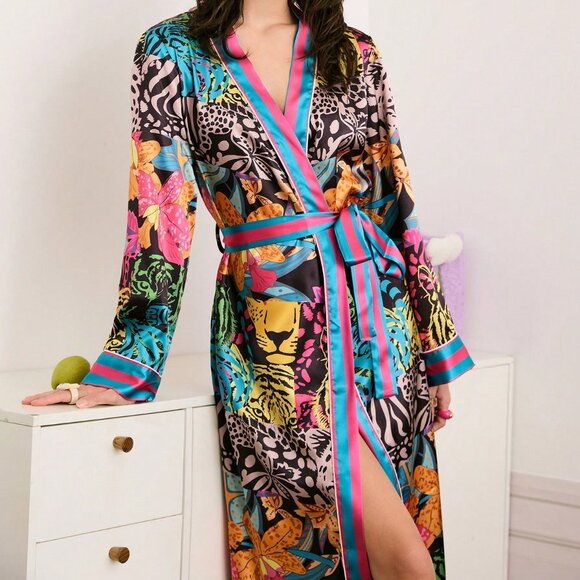 Multicolor Casual Women's Floral & Botanical Silk Robe - Picture 5 of 6